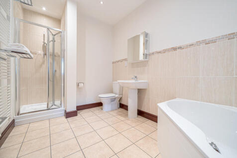 Ensuite for Bedro...