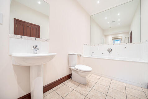 Ensuite for Bedro...