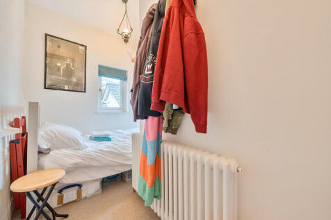 Study/Snug (in us...
