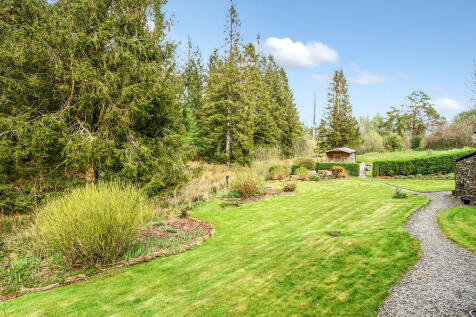 Extensive Gardens