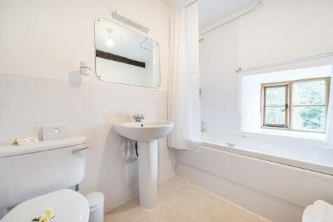 En Suite Bathroom...