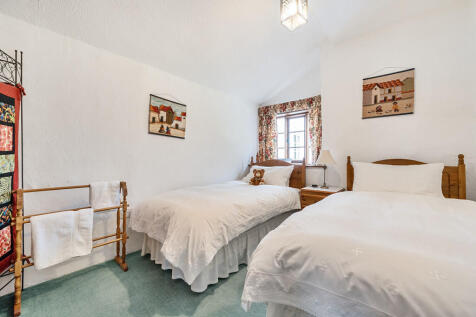 Cottage Bedroom 2