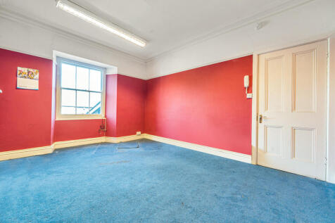 Spacious Office R...