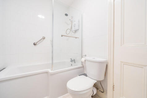 Top Floor Flat 2 ...