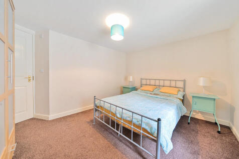 2b Bedroom 1