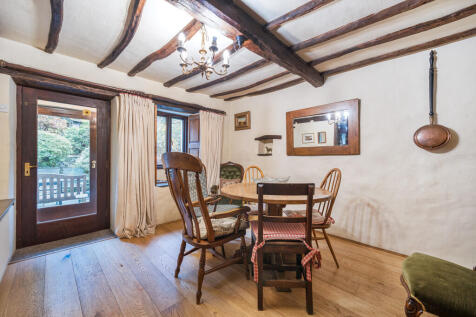 Dining Area in Si...
