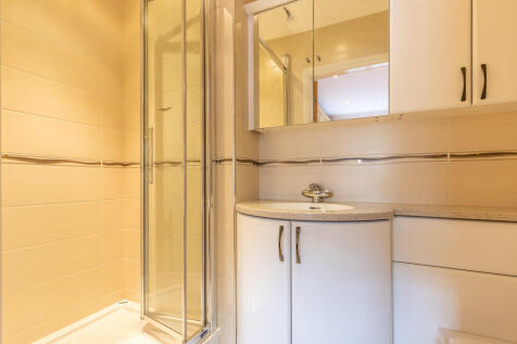 Ensuite Shower Ro...