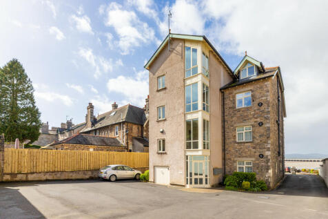 4 Sandhurst