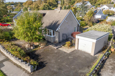 12 Cove Road