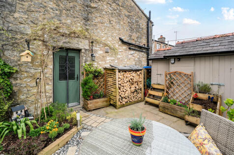 Courtyard Garden