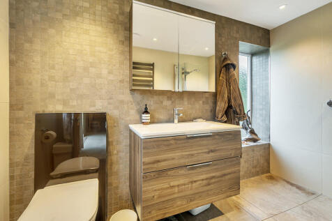 Ensuite