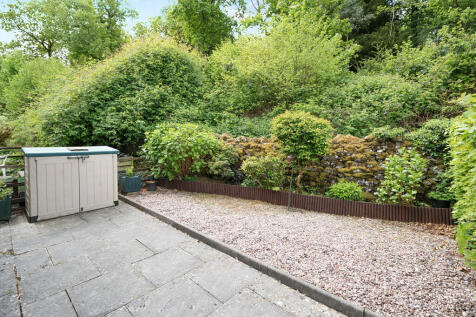 Rear Patio Garden