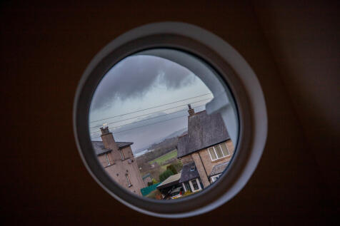 Porthole Window