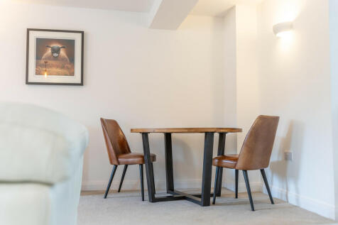 Open Plan Living/...