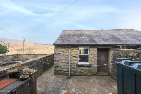 Outbuilding 