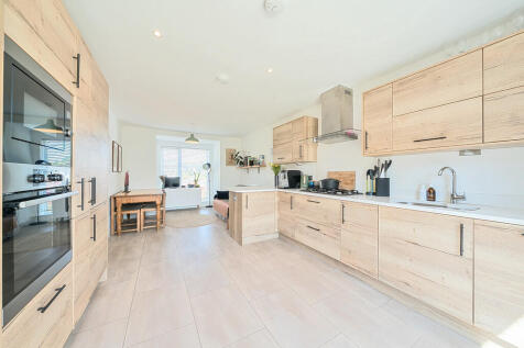 Kitchen/Living/Di...