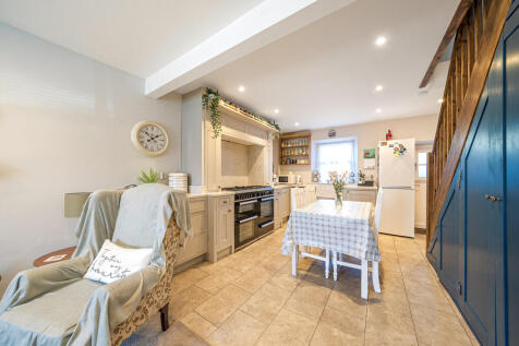 Kitchen/Living/Di...
