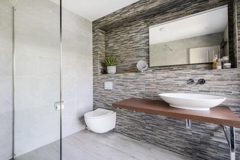 Principle Bedroom...