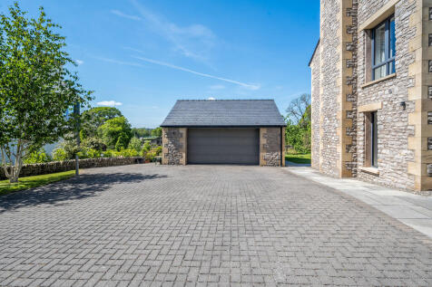 Garage &amp; Park...