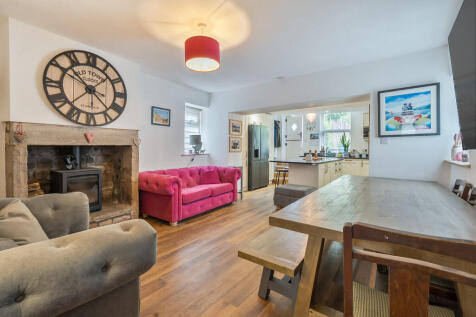 Kitchen/Dining Ro...