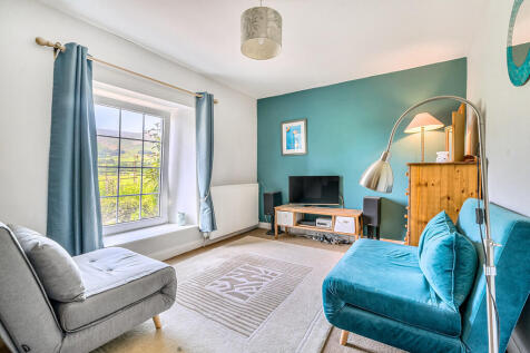Snug/Bedroom Thre...