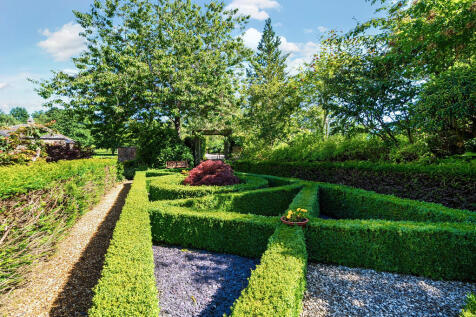 Gardens &amp; Gro...
