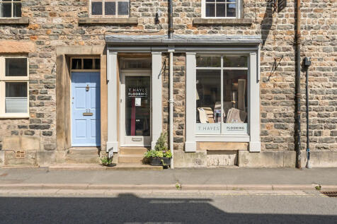 21 Main Street