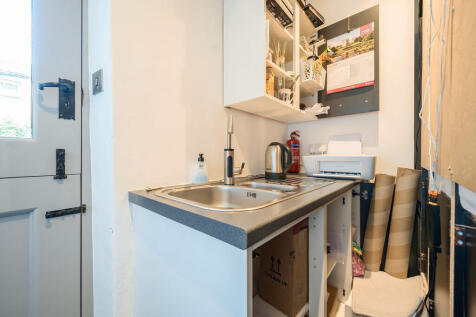 Kitchenette