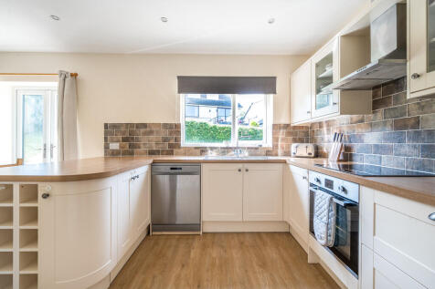 Kitchen/Dining Ro...