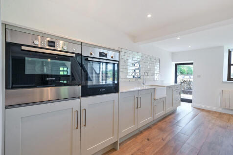 Open Plan Living/...