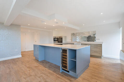 Open Plan Living/...