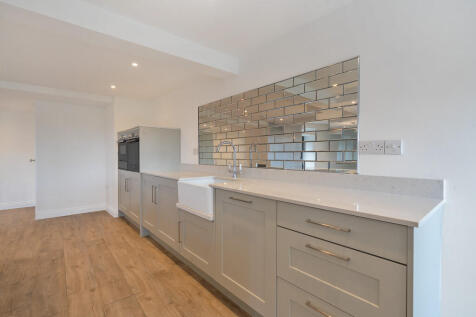 Open Plan Living/...