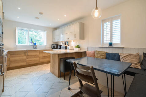 Kitchen/Dining Ro...