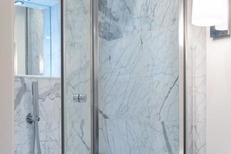 master ensuite