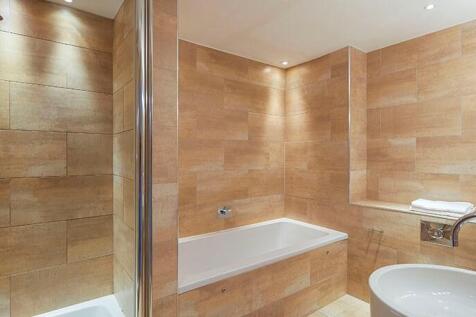Master Bedroom - Ensuite 