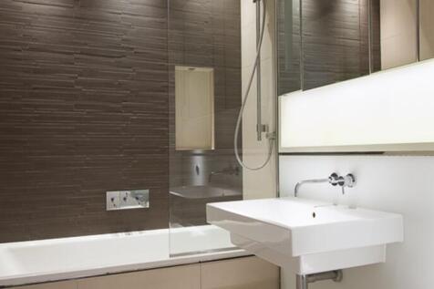 Master Bedroom - Ensuite 