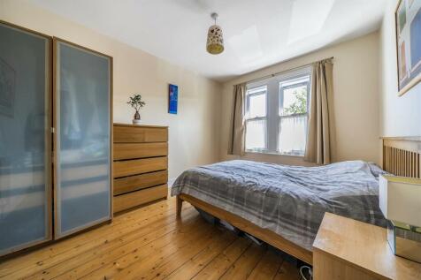 bedroom 2 h.jpg