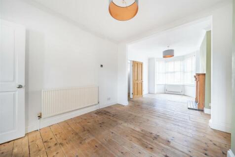 living room h.jpg