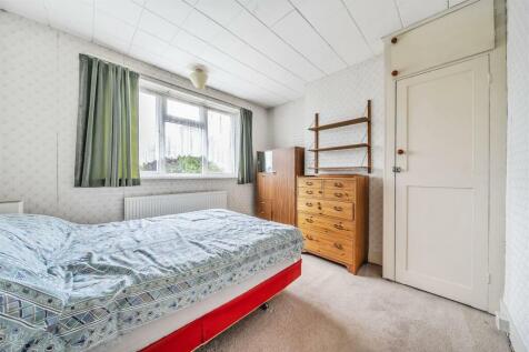 bedroom 2 h.jpg