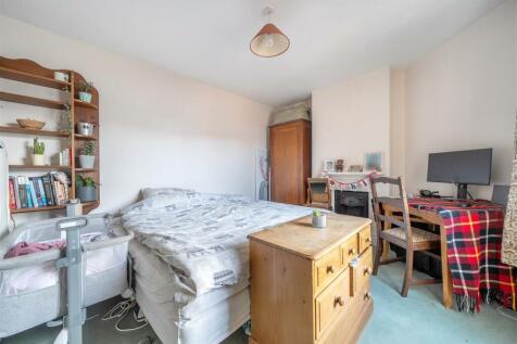 bedroom 2 h.JPG