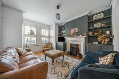 sitting room h.jpg