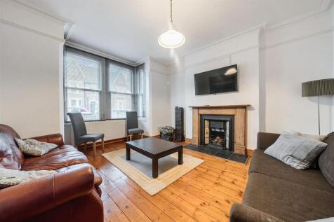 sitting room h.jpg