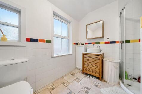 shower room h.jpg