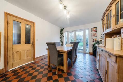 dining area h.jpg