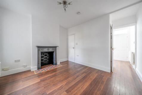 living room h.jpg