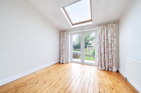 garden room h.jpg