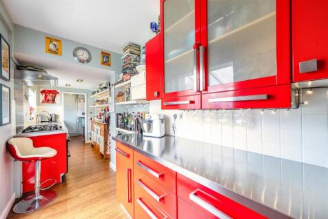 kitchen h.jpg