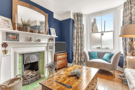 sitting room.jpg