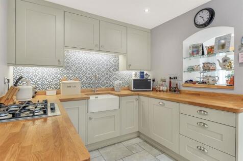 kitchen ii.jpg