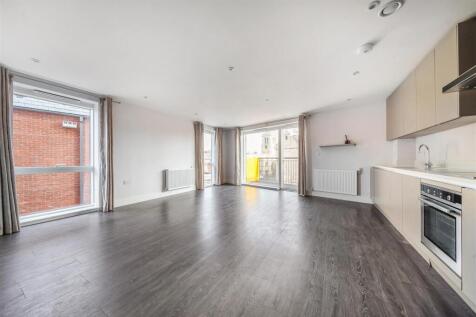 living room ii h.JPG